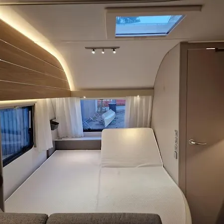 Elegant Camper At Yard Inari